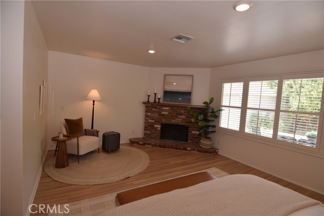 3 Bed Home for Sale in Encino, California
