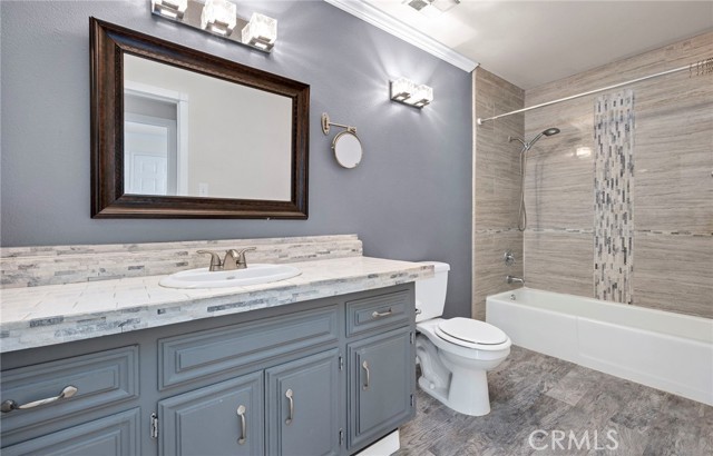 Detail Gallery Image 18 of 40 For 2125 Silver Oak, Hemet,  CA 92545 - 2 Beds | 2 Baths