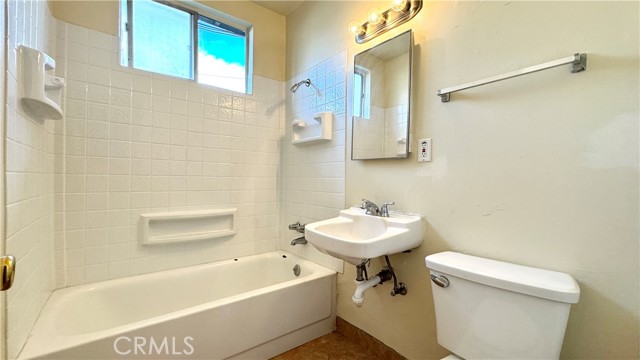 Detail Gallery Image 7 of 15 For 262 Garnet Way #C,  Upland,  CA 91786 - 2 Beds | 1 Baths