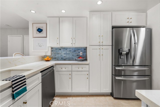 Detail Gallery Image 20 of 40 For 700 Esplanade #9,  Redondo Beach,  CA 90277 - 2 Beds | 2 Baths