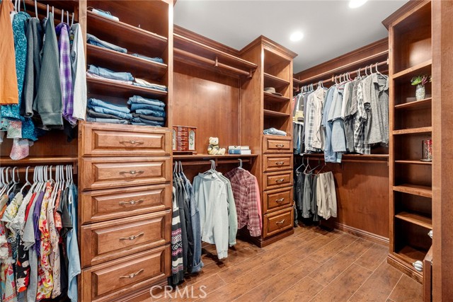 27509 Colt Drive, Corona CA: https://media.crmls.org/medias/601e836d-a4f0-4808-997f-9cdaff1a47c3.jpg