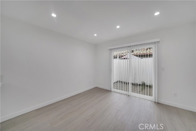 Detail Gallery Image 7 of 18 For 16722 Goldenwest #1,  Huntington Beach,  CA 92647 - 3 Beds | 1/1 Baths