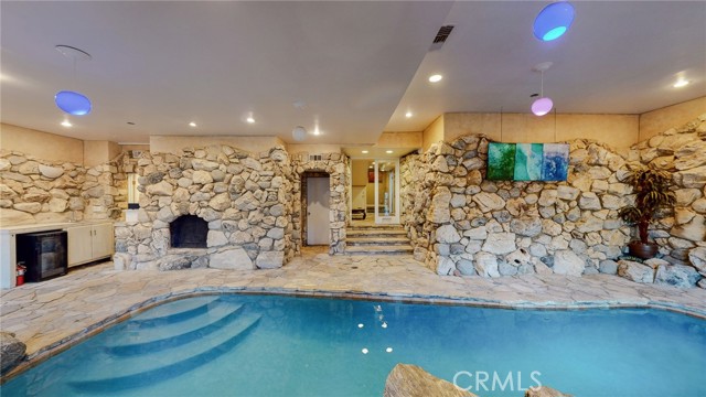 Detail Gallery Image 32 of 71 For 1248 Rocky Rd, Simi Valley,  CA 93063 - 5 Beds | 3 Baths