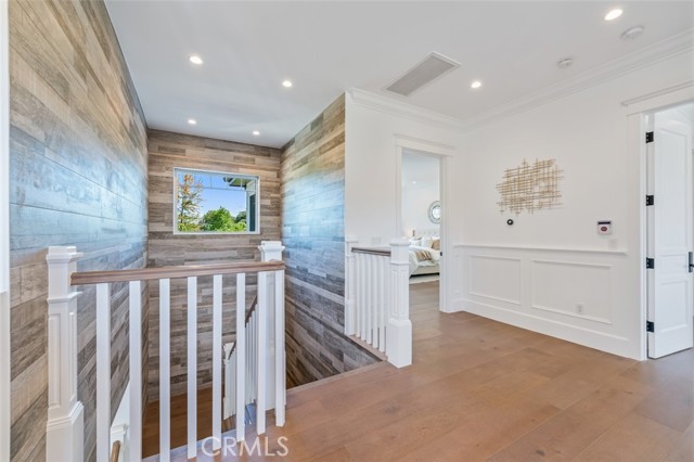 Detail Gallery Image 21 of 59 For 20701 Dumont St, Woodland Hills,  CA 91364 - 8 Beds | 9 Baths