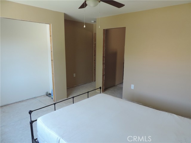 Detail Gallery Image 17 of 23 For 309 E Angeles Bld, Big Bear City,  CA 92314 - 2 Beds | 2 Baths