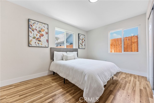 123 W 56th Street, Los Angeles CA: https://media.crmls.org/medias/60200146-6160-40d2-bc3c-11a107fff29d.jpg