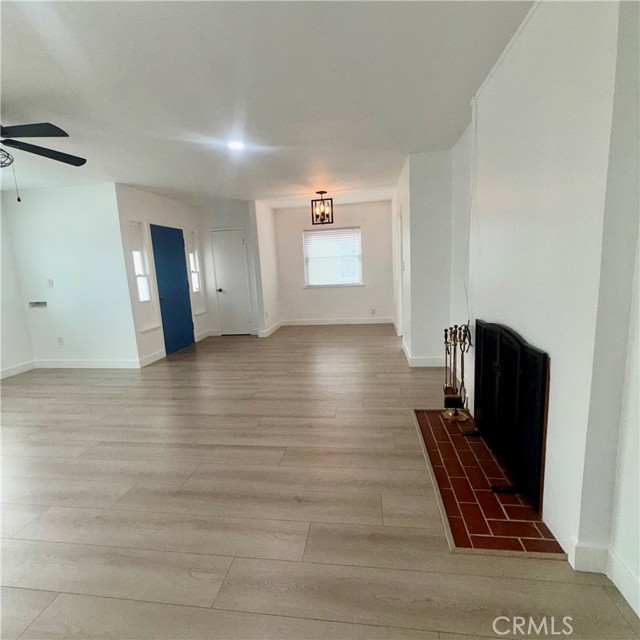 Detail Gallery Image 9 of 25 For 7407 Dunfield, Los Angeles,  CA 90045 - 3 Beds | 2 Baths