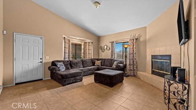 Detail Gallery Image 7 of 41 For 416 Jonnie Way, San Jacinto,  CA 92583 - 3 Beds | 2 Baths