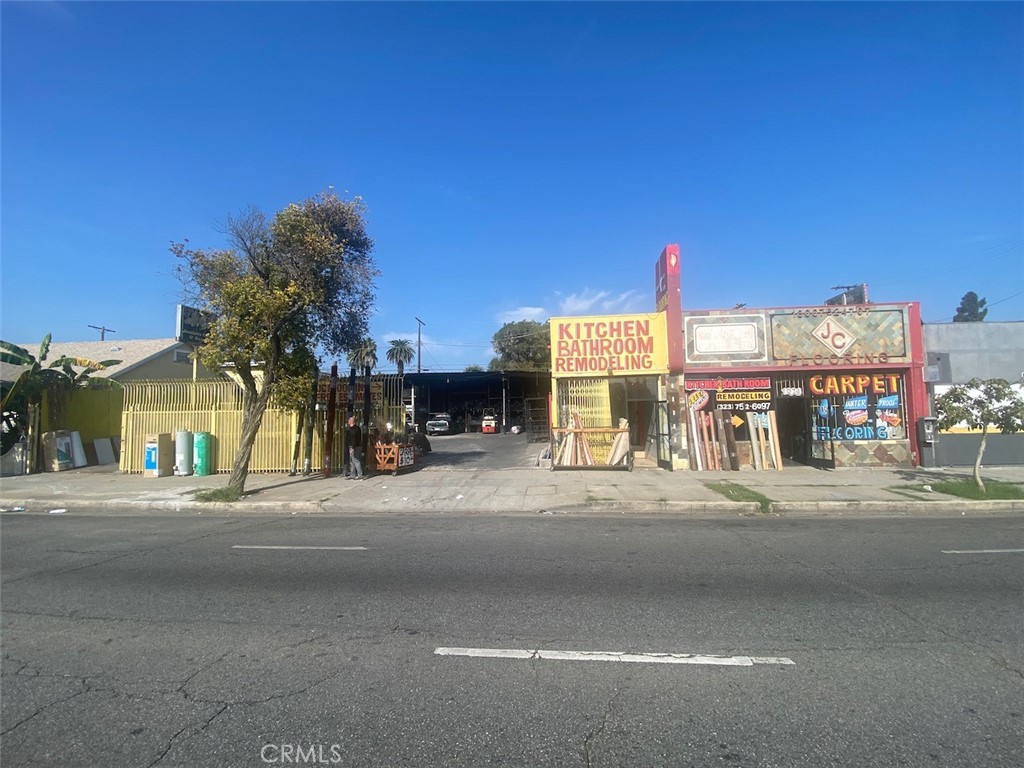 1025 West Florence Ave, Los Angeles, CA 90044