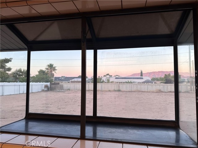 Detail Gallery Image 8 of 8 For 7427 Oxford Ave, Hesperia,  CA 92345 - 3 Beds | 2 Baths