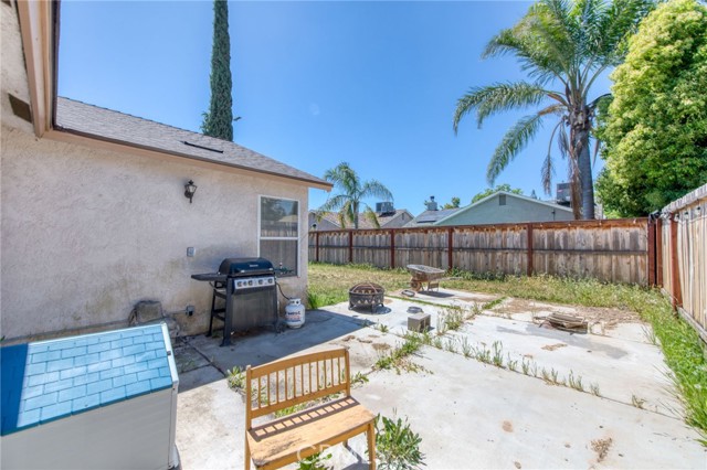 Detail Gallery Image 17 of 19 For 5731 N Connie Ave, Fresno,  CA 93722 - 3 Beds | 2 Baths