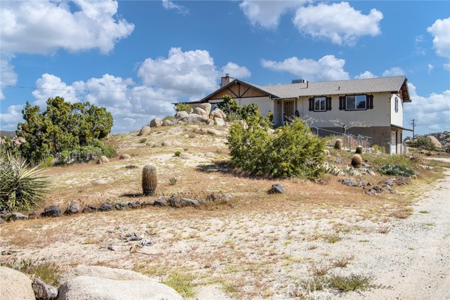 Detail Gallery Image 11 of 44 For 5550 Carlsbad Ave, Yucca Valley,  CA 92284 - 2 Beds | 2 Baths