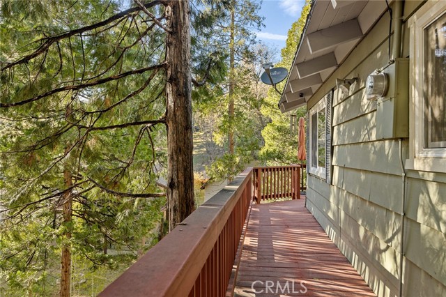 Detail Gallery Image 37 of 44 For 26974 Tunnel Dr, Lake Arrowhead,  CA 92352 - 3 Beds | 2 Baths