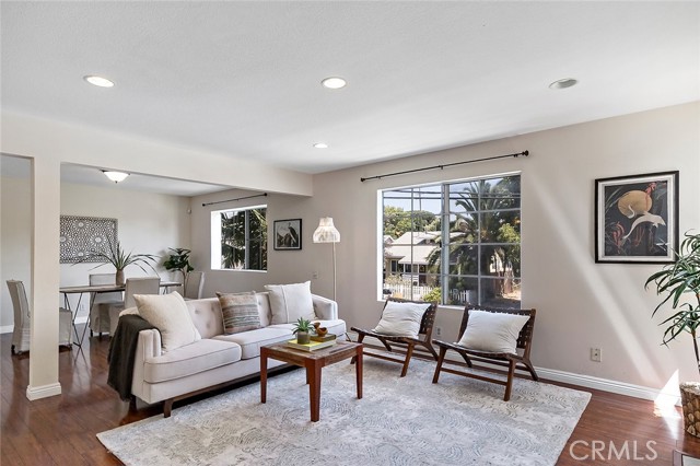 Detail Gallery Image 1 of 1 For 3605 E Anaheim St #204,  Long Beach,  CA 90804 - 2 Beds | 2/1 Baths