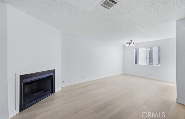 Detail Gallery Image 8 of 41 For 500 S Garfield, Monterey Park,  CA 91754 - 3 Beds | 3 Baths