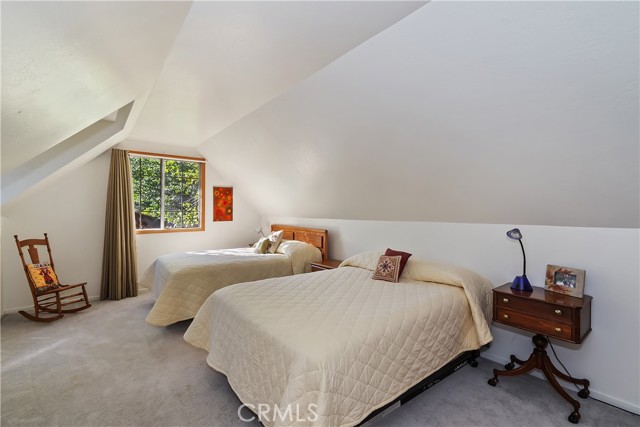 610 Cienega Rd., Big Bear Lake CA: https://media.crmls.org/medias/60238694-68df-4212-945f-e00890707356.jpg