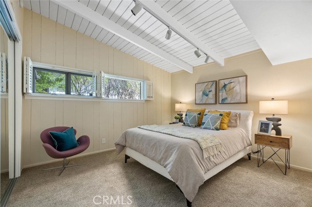 Detail Gallery Image 23 of 55 For 17610 Chase St, Northridge,  CA 91325 - 4 Beds | 3 Baths