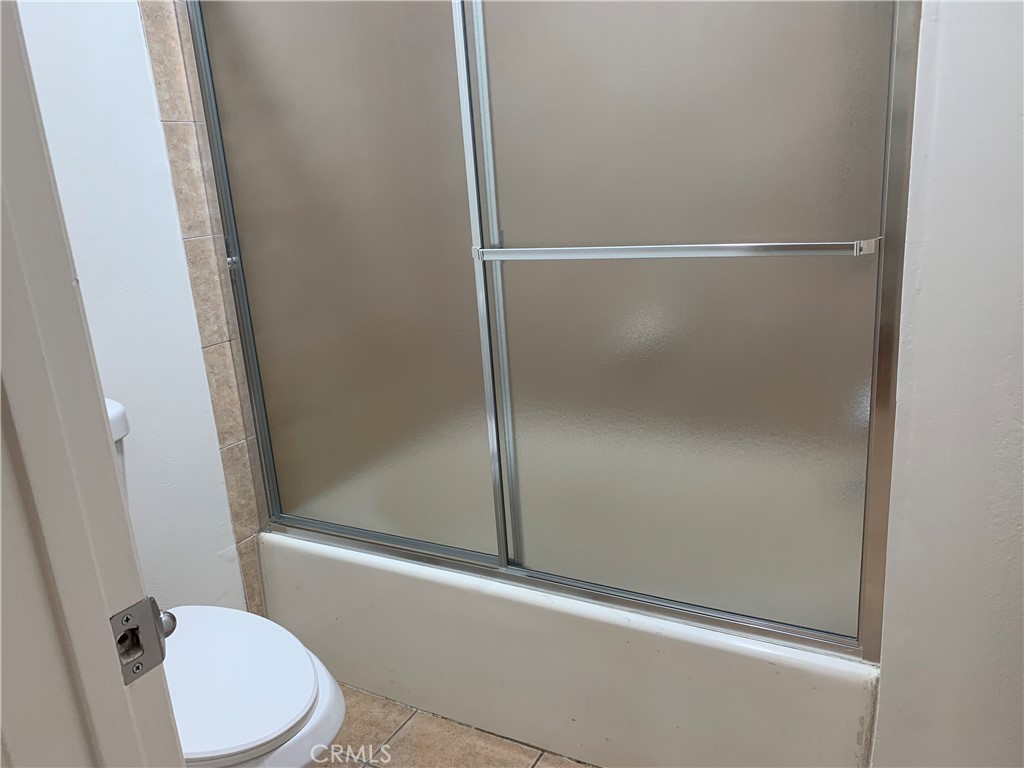 https://media.crmls.org/medias/60241724-d1de-417a-8c33-bc0a5df27480.jpg?preset=X-Large