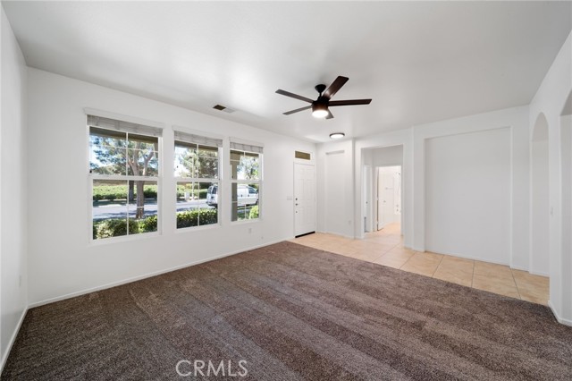 Detail Gallery Image 5 of 29 For 1568 Four Seasons Cir, Beaumont,  CA 92223 - 3 Beds | 2 Baths