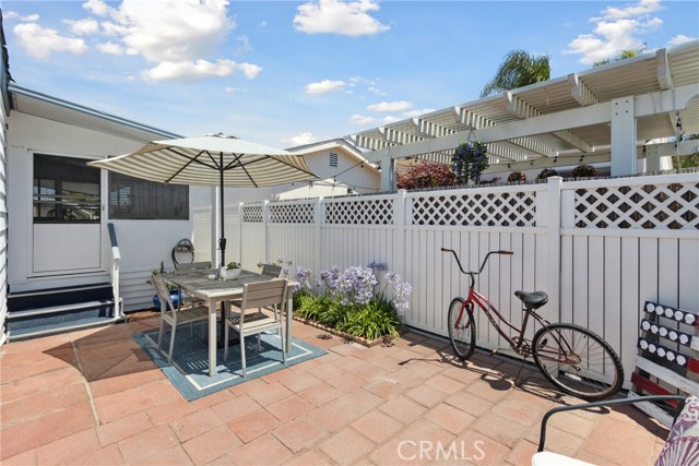 20701 Beach Boulevard, Huntington Beach CA: https://media.crmls.org/medias/602499a0-f370-4bdd-b650-ec01dfd6339e.jpg