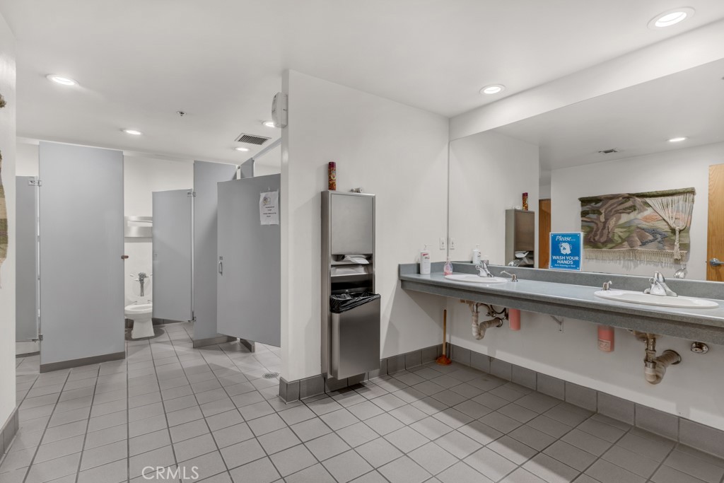 MLS #SR25256355 image #10