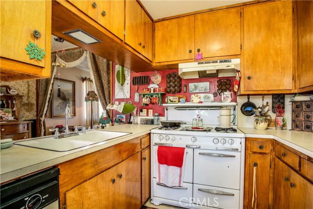 Detail Gallery Image 18 of 63 For 5407 Paradise View Rd, Yucca Valley,  CA 92284 - 3 Beds | 2 Baths