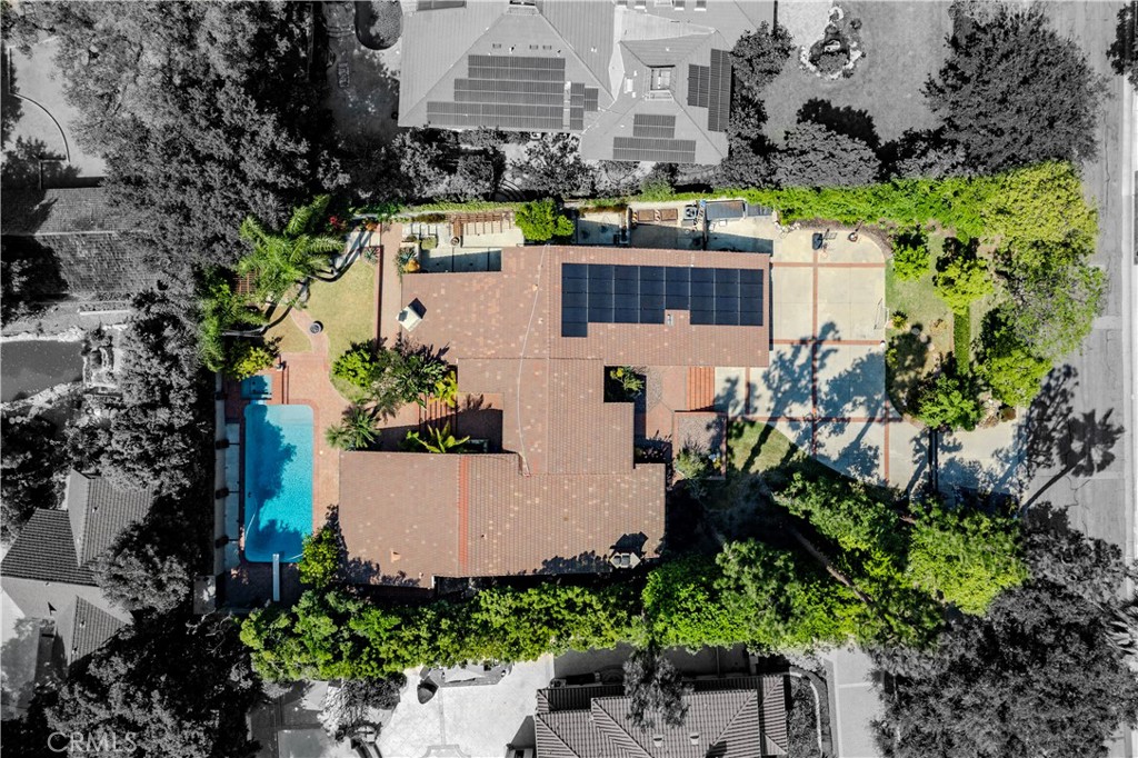 https://media.crmls.org/medias/60250786-8c7a-49e9-a58a-6ec48b0b4def.jpg?preset=X-Large