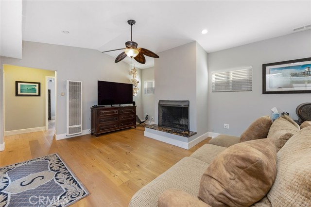 Detail Gallery Image 10 of 40 For 16512 23rd St, Sunset Beach,  CA 90742 - 3 Beds | 3 Baths