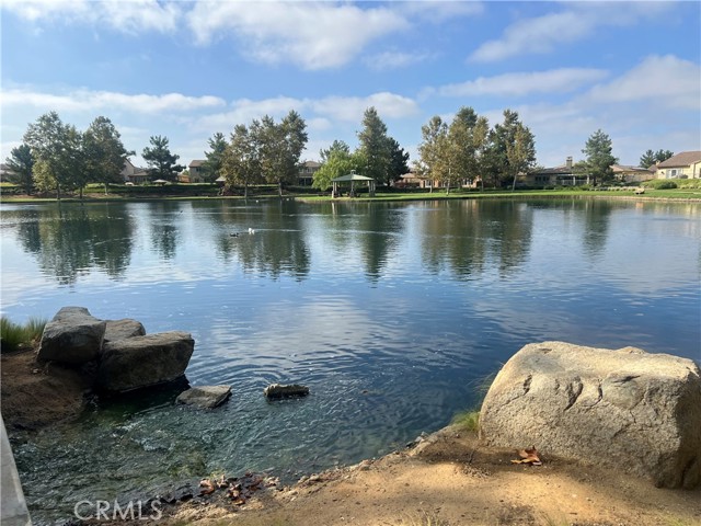 37151 Mulligan Dr., Beaumont CA: https://media.crmls.org/medias/6026dfa8-b3ae-4a68-9915-a412bfe03b19.jpg
