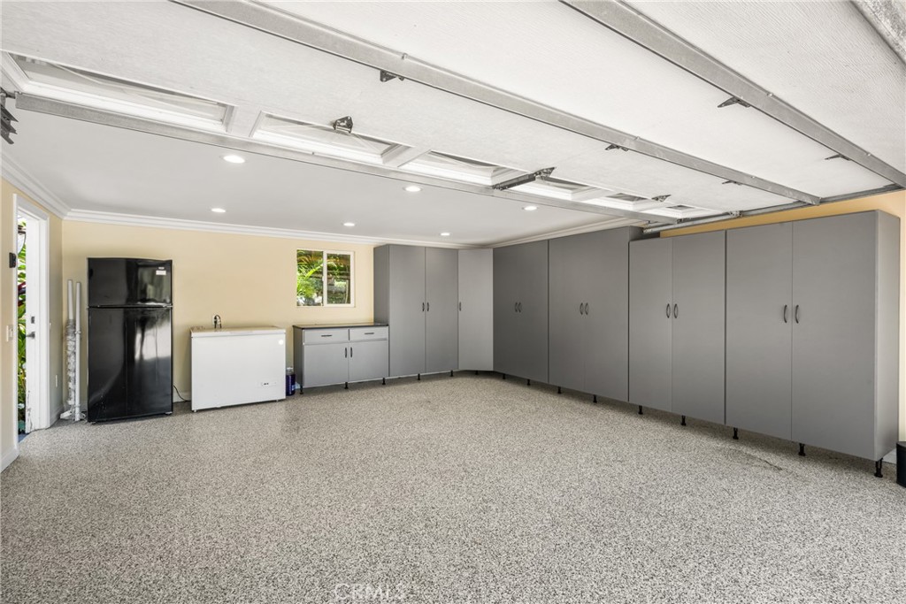 602744f6 1155 43e2 Bb8a 0f7c7f9ec013