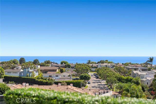Detail Gallery Image 22 of 53 For 504 Hazel Dr, Corona Del Mar,  CA 92625 - 4 Beds | 3/1 Baths
