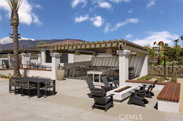 16573 Bottlebrush Lane, Fontana CA: https://media.crmls.org/medias/6027b04f-e784-4556-94d4-3d592c7aa4b2.jpg