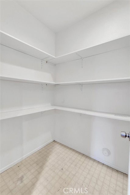 Detail Gallery Image 13 of 55 For 3901 Vicksburg Ct, Hemet,  CA 92545 - 5 Beds | 3 Baths