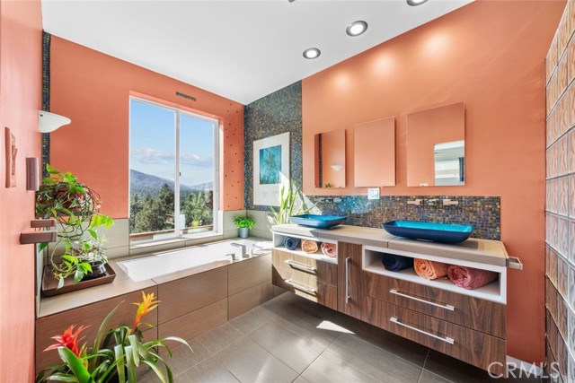 Detail Gallery Image 28 of 66 For 5482 Easter Dr, Wrightwood,  CA 92397 - 4 Beds | 2/1 Baths