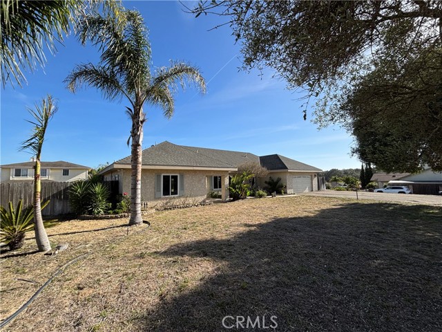 Detail Gallery Image 3 of 44 For 290 Daffodil, Nipomo,  CA 93444 - 5 Beds | 3/1 Baths