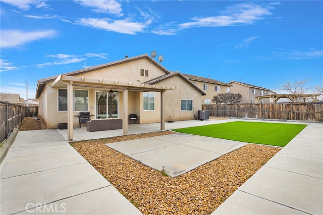 Detail Gallery Image 39 of 50 For 13720 Adams St, Oak Hills,  CA 92344 - 4 Beds | 2 Baths