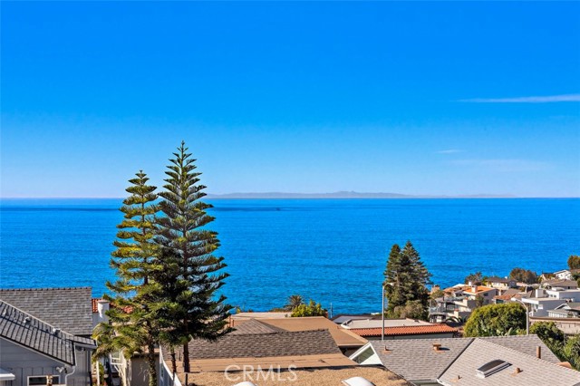 2944 TERRY Road, Laguna Beach CA: https://media.crmls.org/medias/60298dc8-41fe-47cf-8d85-a20ca7de7439.jpg