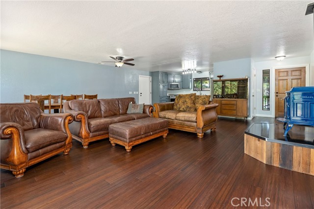 Detail Gallery Image 6 of 37 For 9553 Durango Rd, Atascadero,  CA 93422 - 3 Beds | 2 Baths