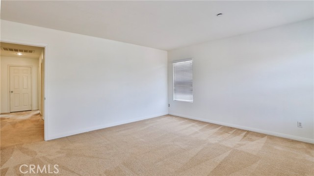 1748 Yvonne Court, Riverside CA: https://media.crmls.org/medias/602ba81d-998c-4f2b-a639-bc0654a572fe.jpg