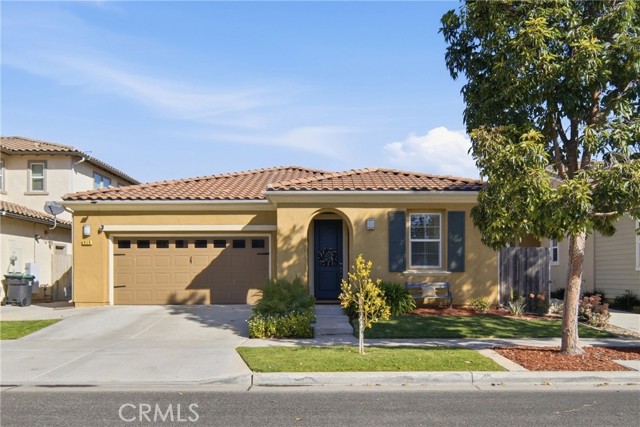 Detail Gallery Image 2 of 40 For 815 W Elaine, Santa Maria,  CA 93458 - 4 Beds | 3 Baths