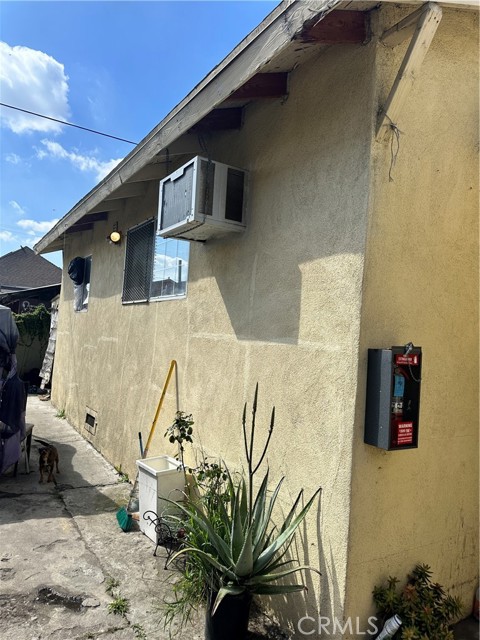 700 53rd Street, Los Angeles, California 90037, ,Multi-Family,For Sale,53rd,SR24037610