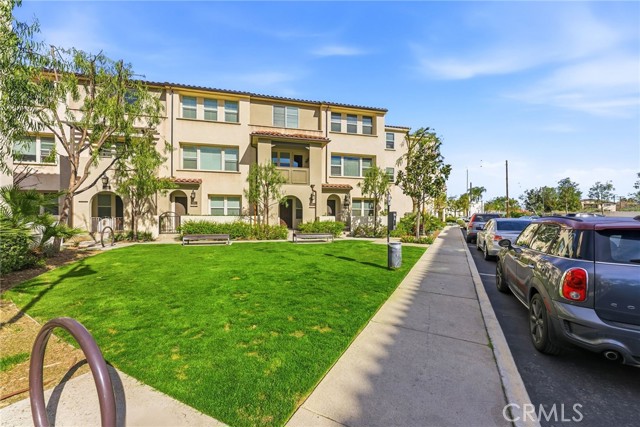 Detail Gallery Image 43 of 49 For 11130 Legion Loop #105,  El Monte,  CA 91731 - 3 Beds | 3 Baths