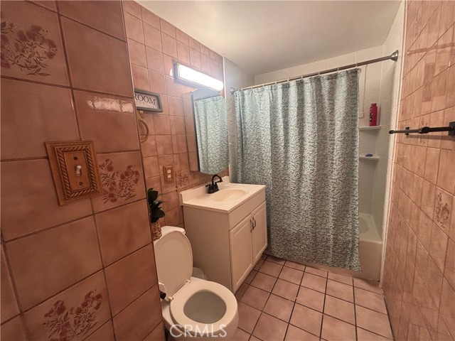 Detail Gallery Image 18 of 22 For 2030 W Dogwood, Anaheim,  CA 92801 - 6 Beds | 3 Baths