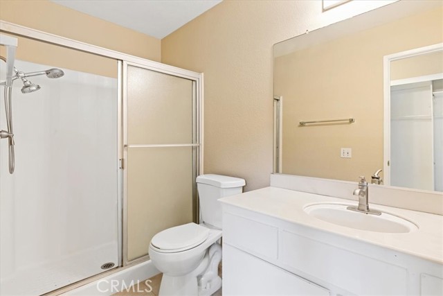 26732 Laredo Lane, Lake Forest CA: https://media.crmls.org/medias/602d1aae-3df3-447a-8a05-727f479d9e0e.jpg