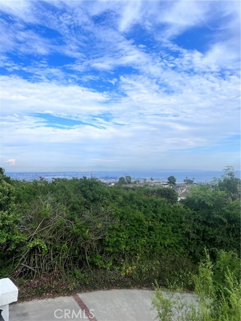 East facing view towards Orange County, an excellent sunrise vantage point.