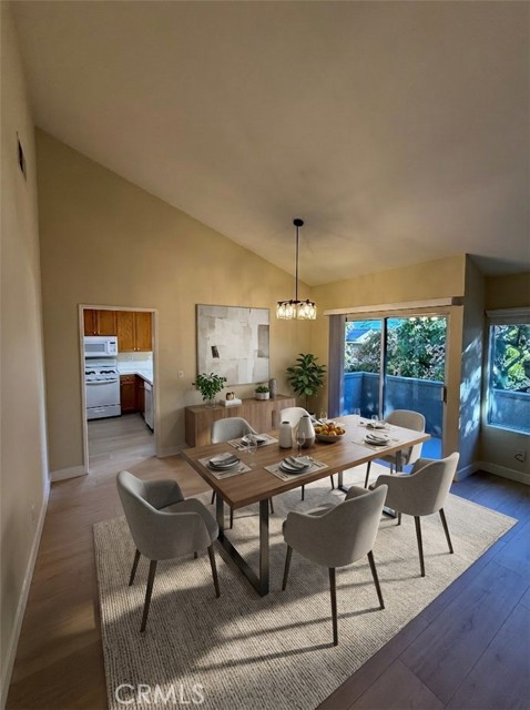 Detail Gallery Image 13 of 45 For 15766 Midwood #4,  Granada Hills,  CA 91344 - 3 Beds | 2/1 Baths