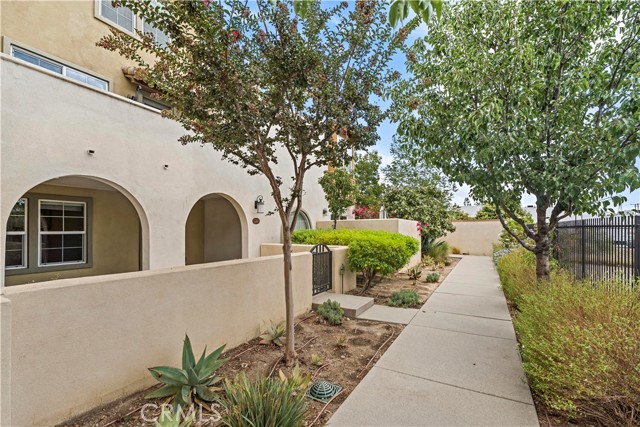 Detail Gallery Image 34 of 38 For 620 S Gladys Ave #D,  San Gabriel,  CA 91776 - 3 Beds | 3/1 Baths
