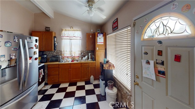 Detail Gallery Image 5 of 13 For 1605 E 26th St, Merced,  CA 95340 - 3 Beds | 2 Baths
