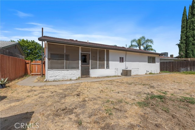 1510 High Street, Atwater CA: https://media.crmls.org/medias/60313670-2e2e-4741-9284-b39072295712.jpg