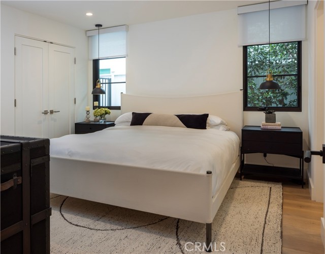 Detail Gallery Image 16 of 33 For 304 Goldenrod Ave, Corona Del Mar,  CA 92625 - 4 Beds | 3/2 Baths